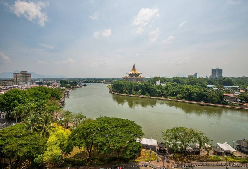 ホテル Hilton Kuching