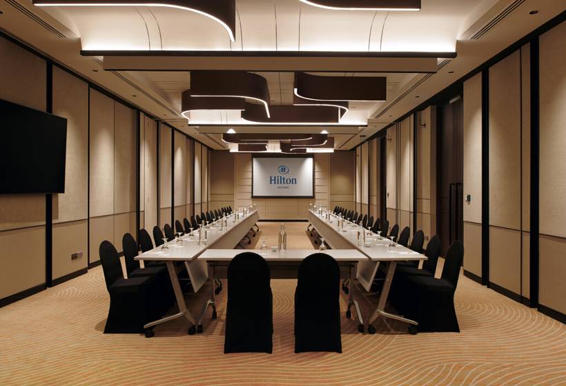 هتل Hilton Kuching