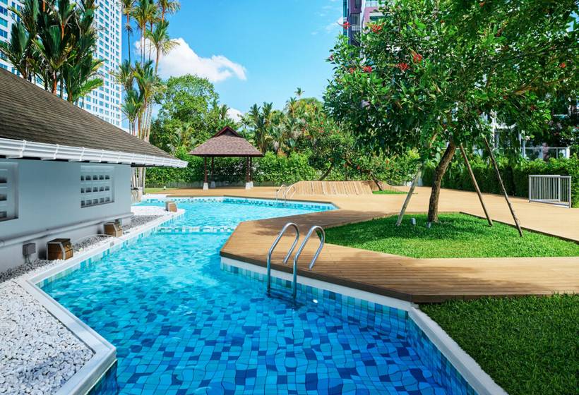 ホテル Hilton Kuching