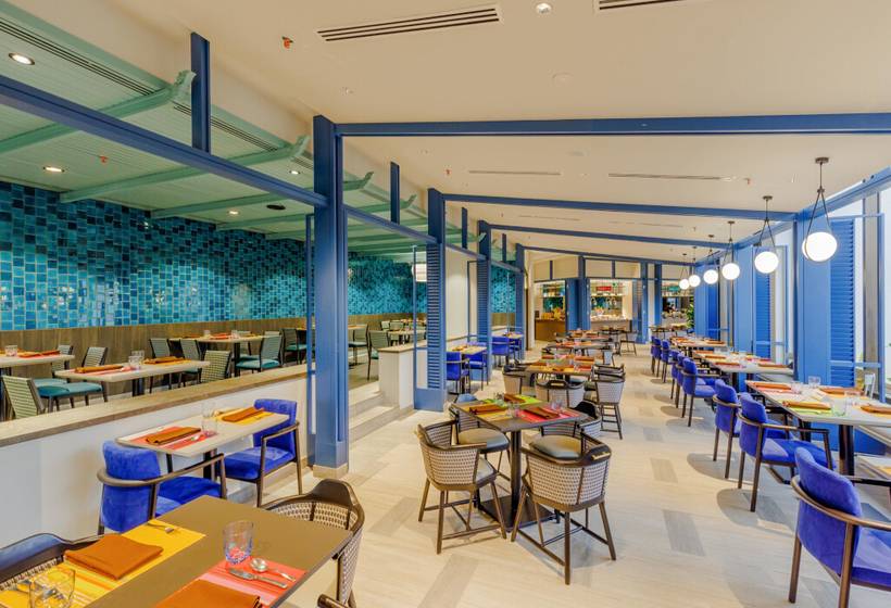 ホテル Hilton Kuching