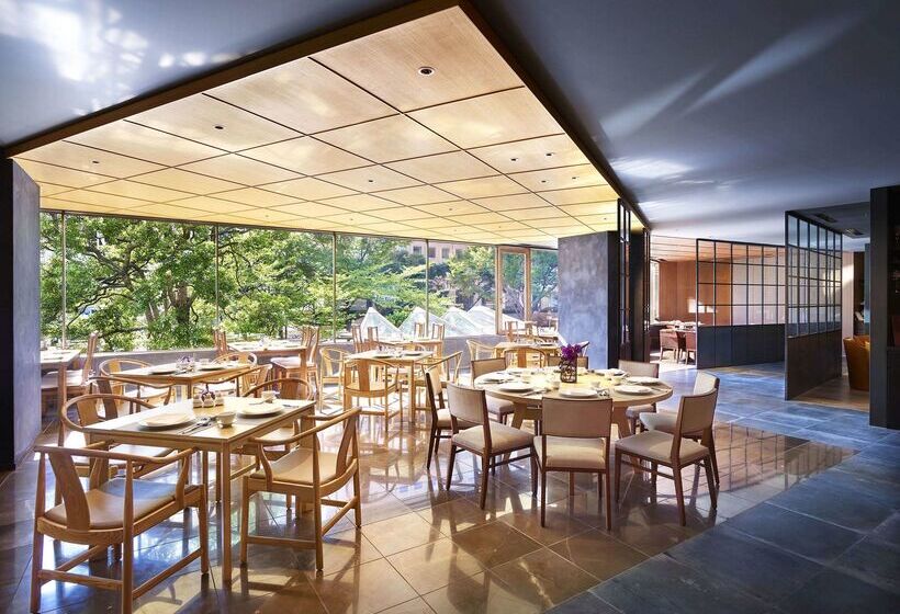 בית מלון כפרי Hilton Tokyo