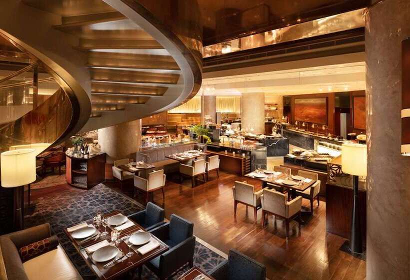 בית מלון כפרי Hilton Tokyo