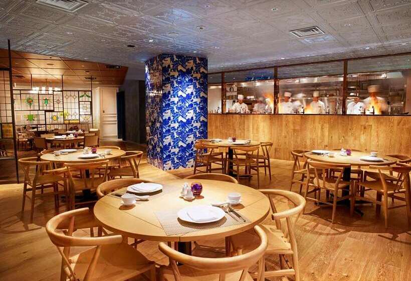 בית מלון כפרי Hilton Tokyo