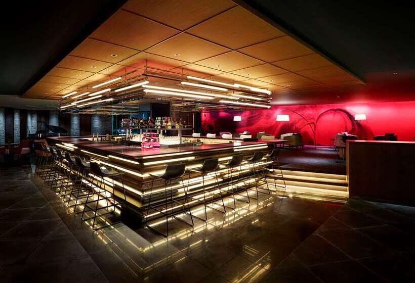 בית מלון כפרי Hilton Tokyo