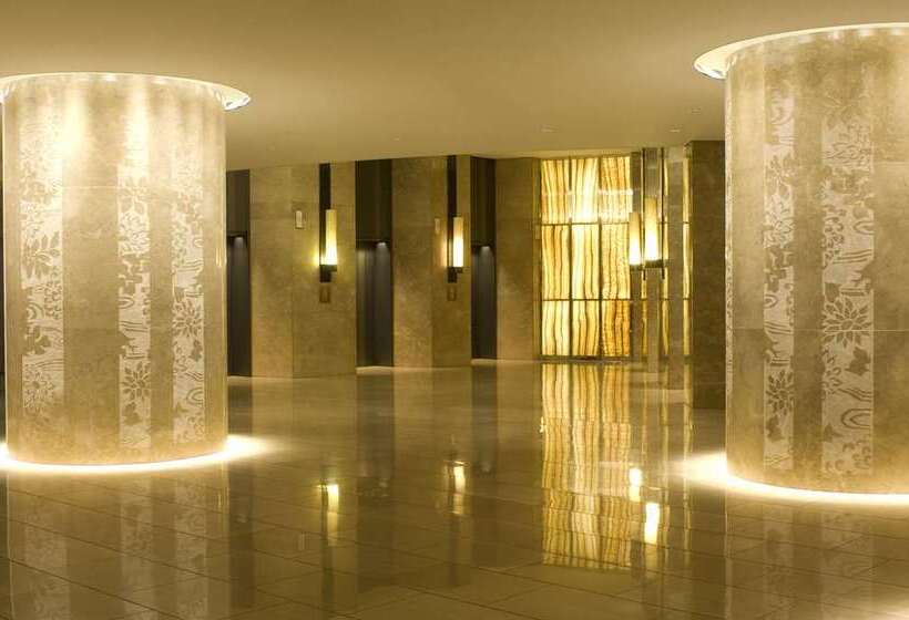 בית מלון כפרי Hilton Tokyo