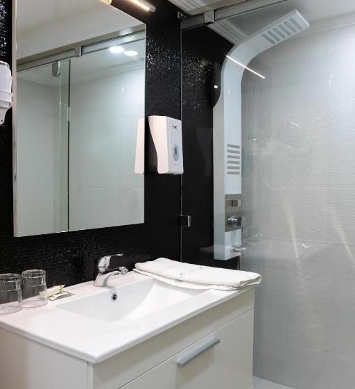 فندق Hôtel Tanjah Flandria