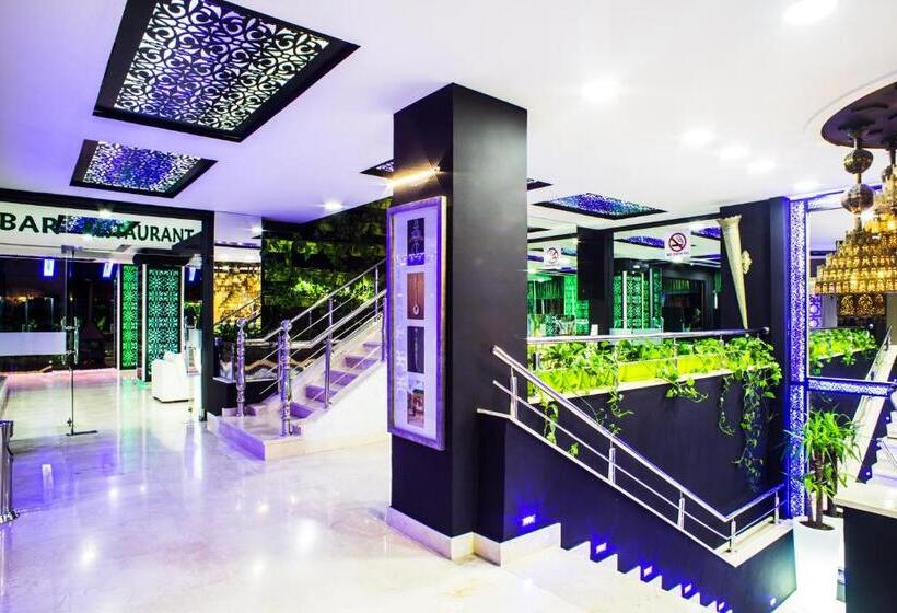 فندق Hôtel Tanjah Flandria