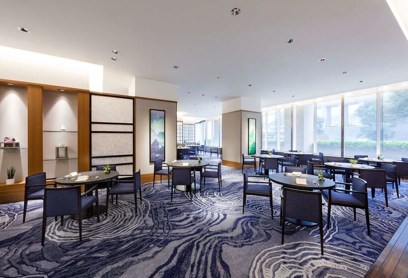 Отель Hyatt Regency Tokyo