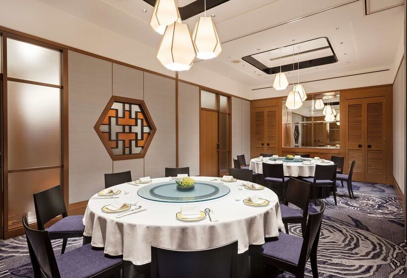 Отель Hyatt Regency Tokyo