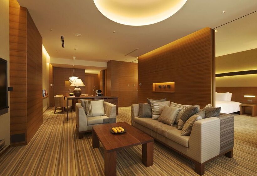 Отель Hyatt Regency Tokyo