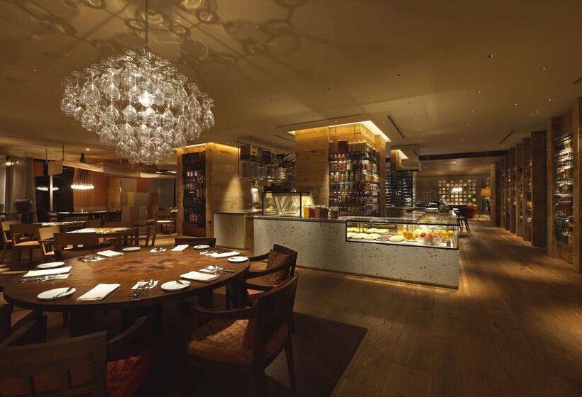 Отель Hyatt Regency Tokyo