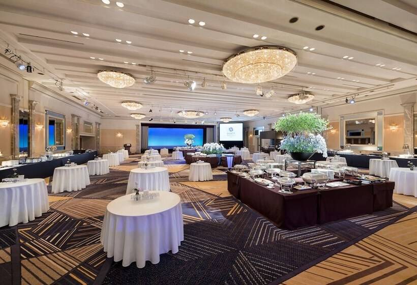 Отель Hyatt Regency Tokyo