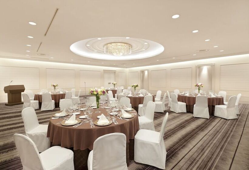 Отель Hyatt Regency Tokyo