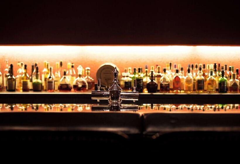 Отель Hyatt Regency Tokyo