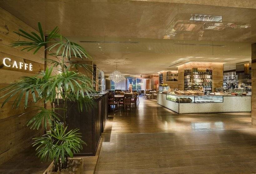 Отель Hyatt Regency Tokyo