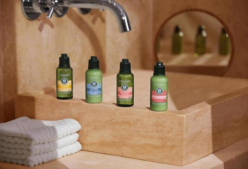 Keio Plaza Hotel Tokyo