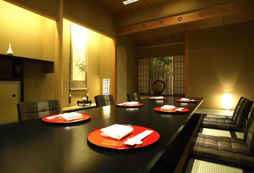 Keio Plaza Hotel Tokyo