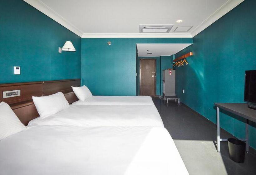 בית מלון כפרי Kolon