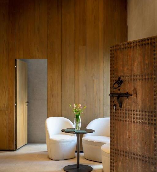 هتل La Tour Hassan Palace