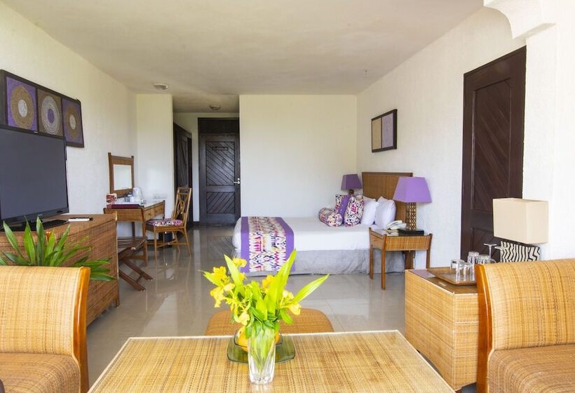 Отель Leopard Beach Resort And Spa