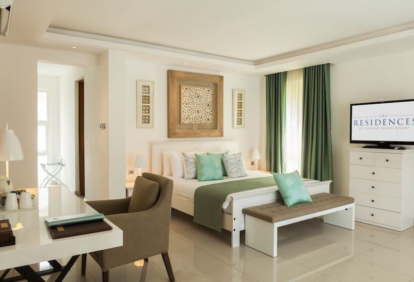 Отель Leopard Beach Resort And Spa