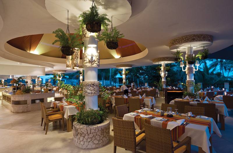 هتل Leopard Beach Resort And Spa