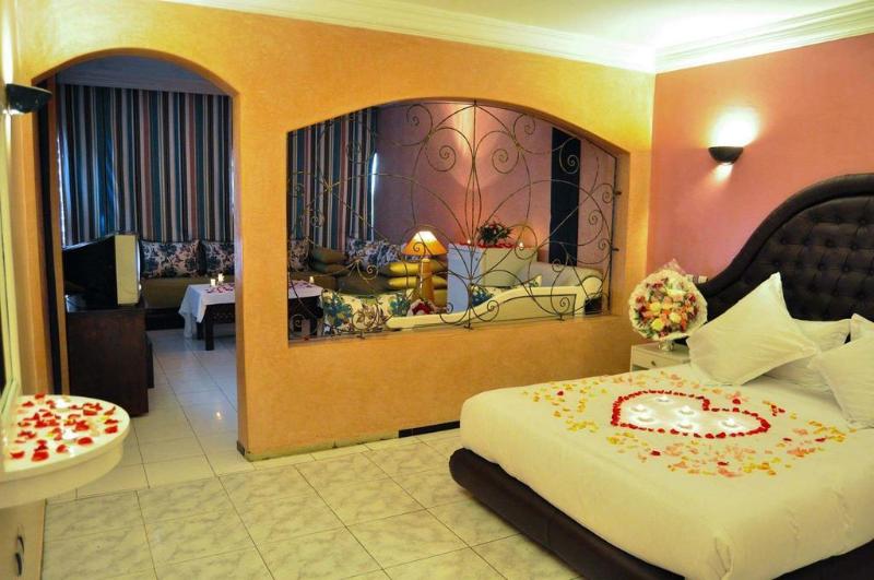 Mabrouk Hotel And Suites Adult Only
