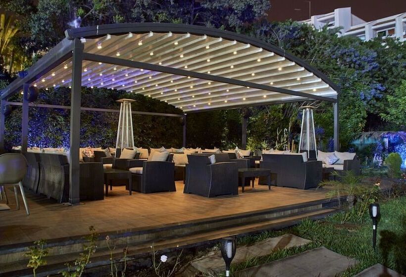 Mabrouk Hotel And Suites Adult Only