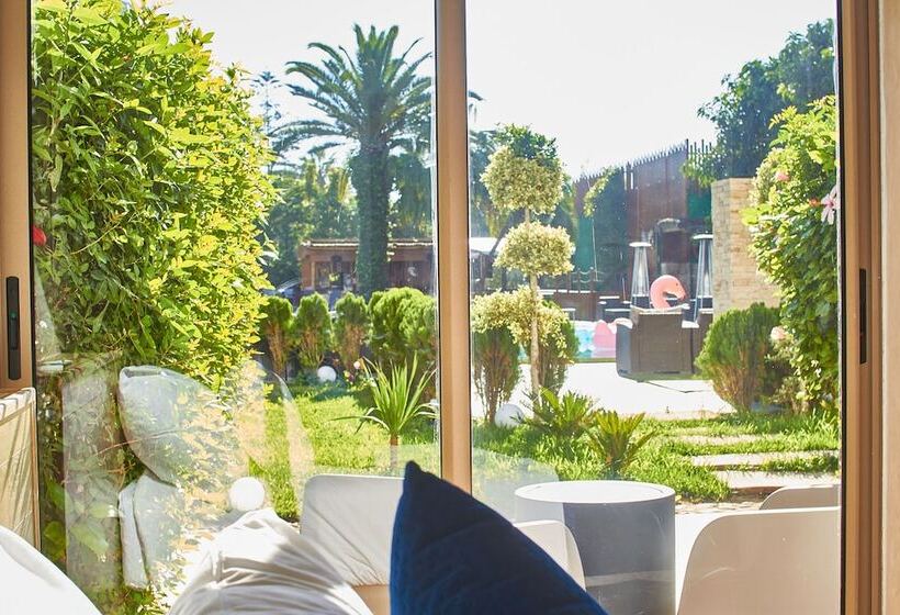 Mabrouk Hotel And Suites Adult Only