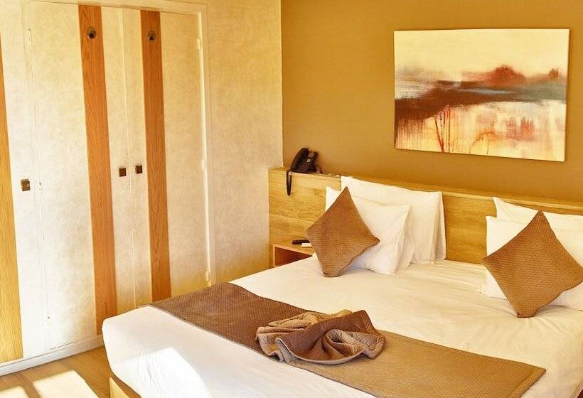 Mabrouk Hotel And Suites Adult Only