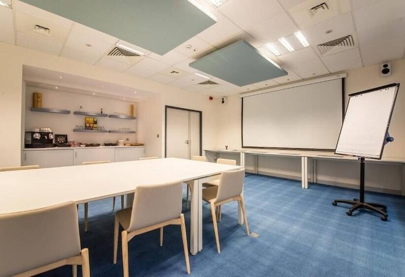 Mandarina Hotel Luxembourg Airport