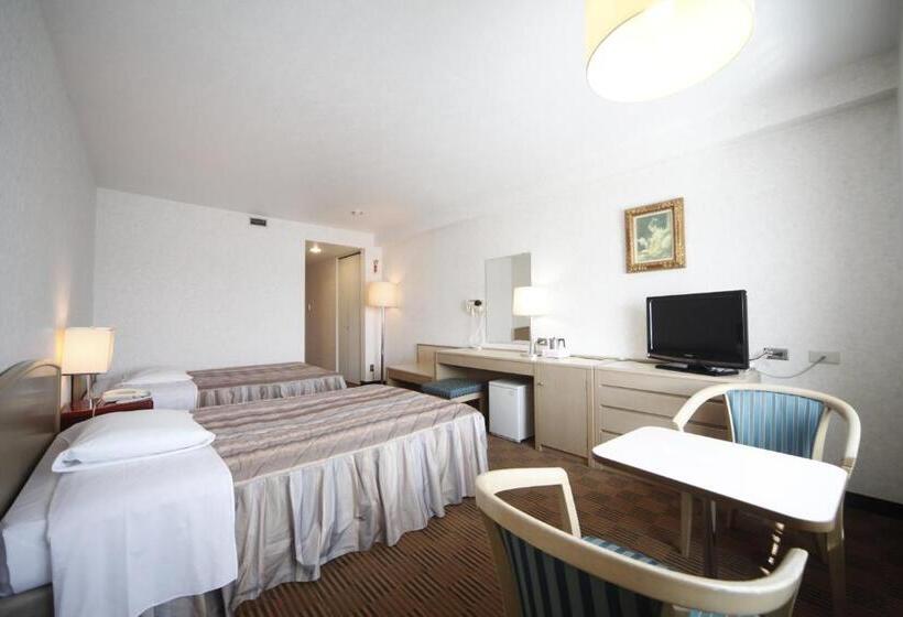 酒店 Narita Airport Rest House