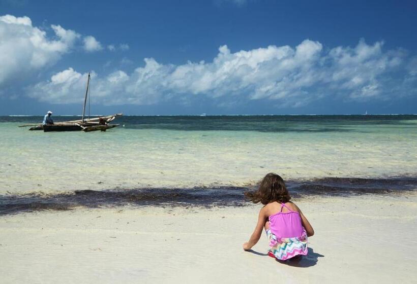 Отель Neptune Beach Resort All Inclusive