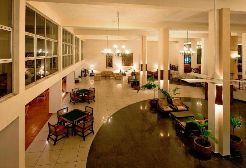 Отель Neptune Beach Resort All Inclusive