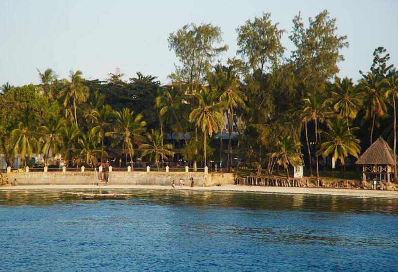 Отель Neptune Beach Resort All Inclusive