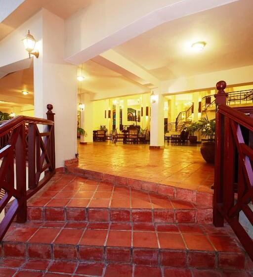 Отель Neptune Beach Resort All Inclusive