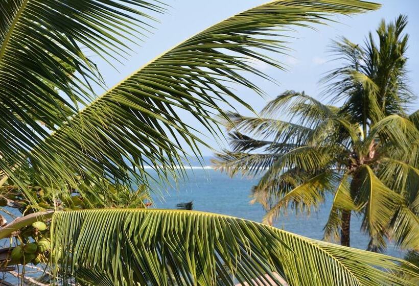 Отель Neptune Beach Resort All Inclusive