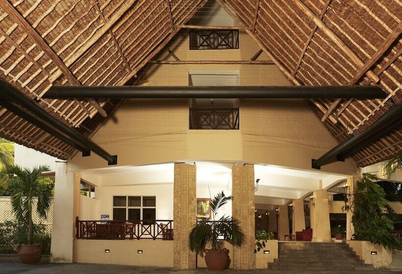 Отель Neptune Beach Resort All Inclusive