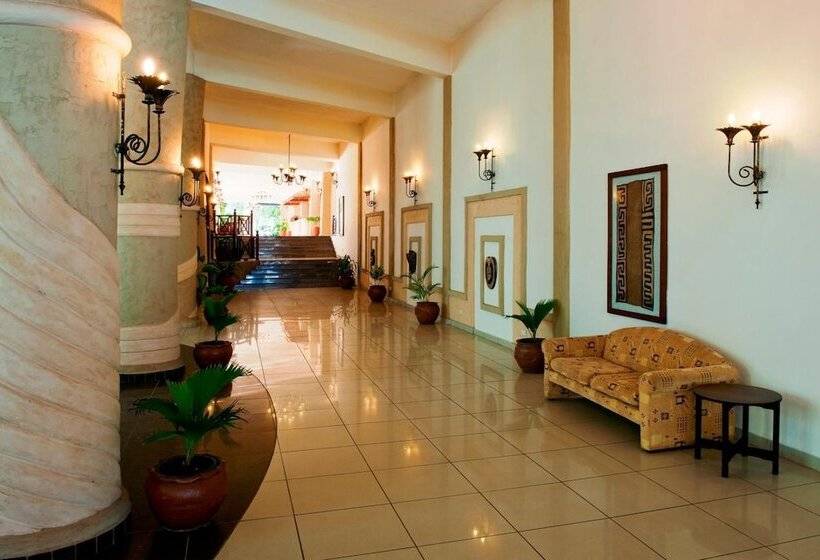 Отель Neptune Beach Resort All Inclusive