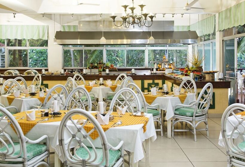 Отель Neptune Beach Resort All Inclusive