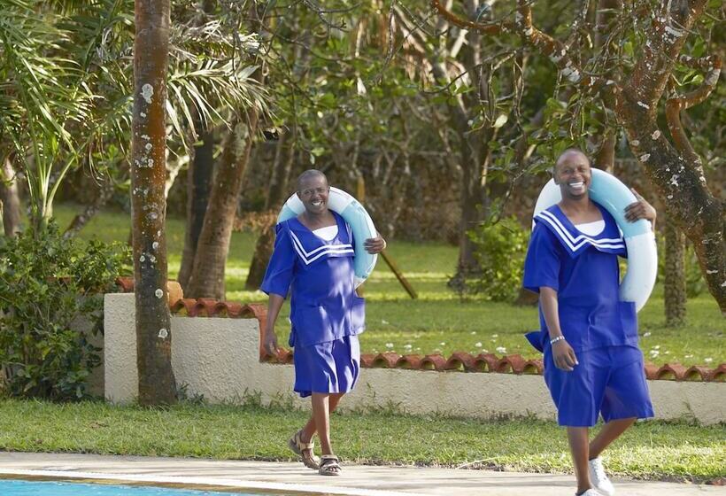 Отель Neptune Beach Resort All Inclusive