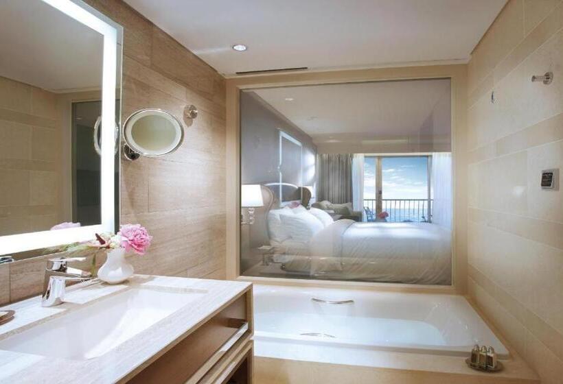 Paradise Hotel Busan