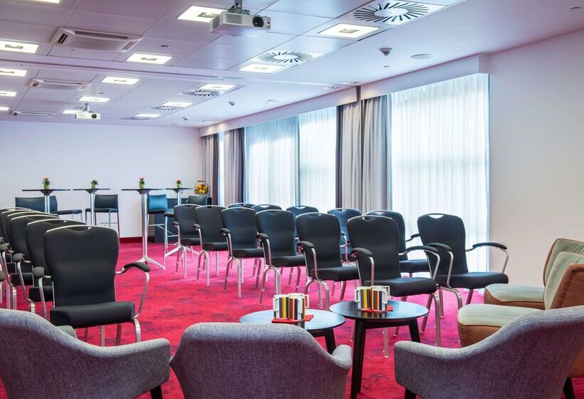 هتل Park Inn By Radisson Luxembourg City