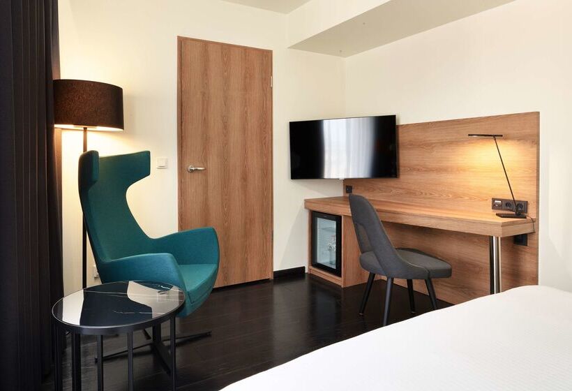 هتل Park Inn By Radisson Luxembourg City