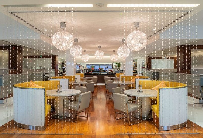 Radisson Blu Hotel, Kuwait