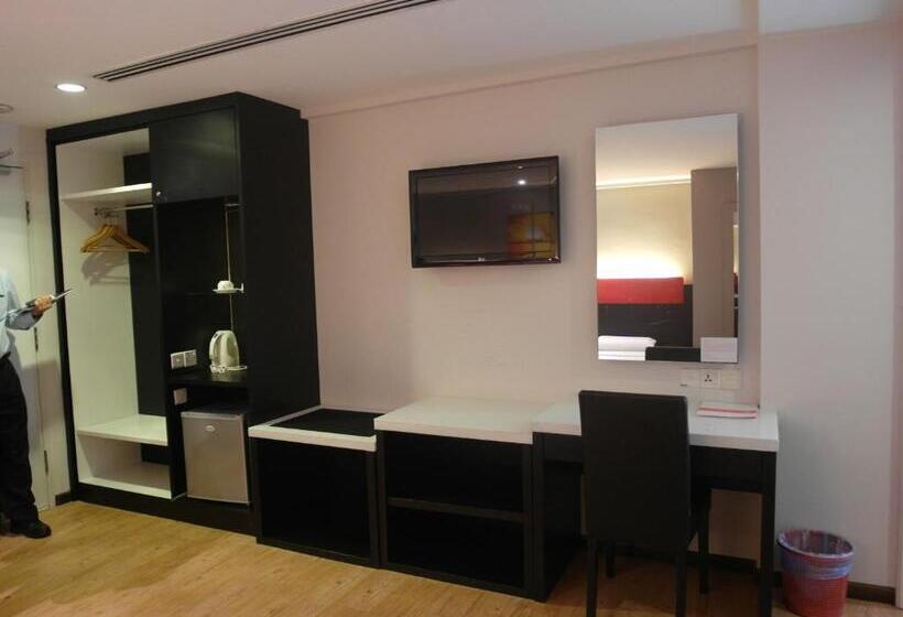 בית מלון כפרי Red Rock