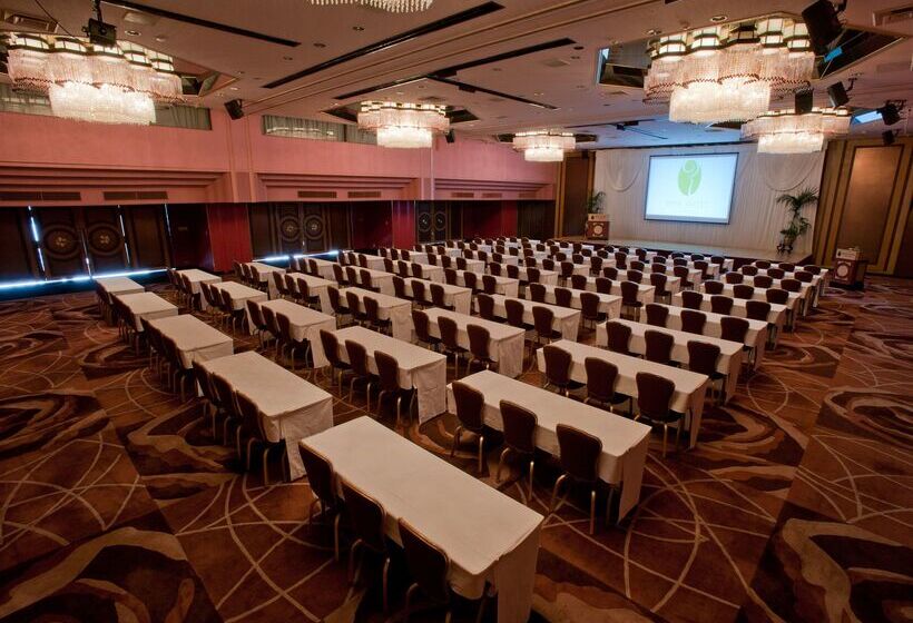 Rose Hotel Yokohama, The Distinctive Collection By Worldhotels