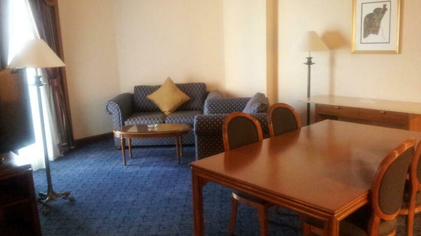 هتل Safir International