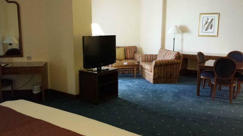 هتل Safir International