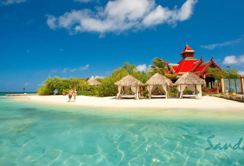 هتل Sandals Royal Caribbean   All Inclusive Couples Only